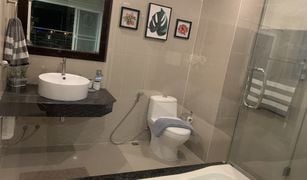 1 Bedroom Condo for sale in Na Kluea, Pattaya AD Hyatt Condominium