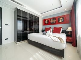2 Schlafzimmer Wohnung zu verkaufen im Absolute Bangla Suites, Patong
