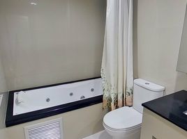 3 Bedroom Condo for rent at Suwansawat Condo, Thung Mahamek