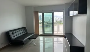 Кондо, 1 спальня на продажу в Bang Pakok, Бангкок Ivy River