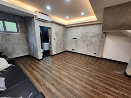 3 спален Дом for sale in Yin Yom Beach, Nong Prue, Na Kluea