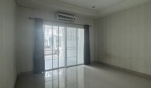 宋卡 Khuan Lang Prakythong Ville 3 卧室 联排别墅 售 