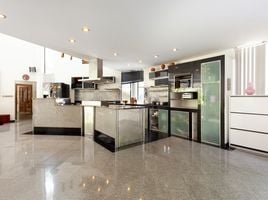 5 Bedroom Villa for rent in Rawai, Phuket, Rawai, Phuket Town