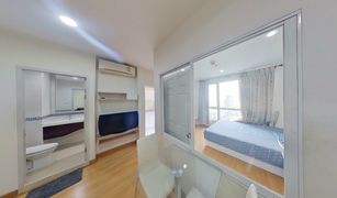 1 Bedroom Condo for sale in Sam Sen Nok, Bangkok Life at Ratchada - Suthisan