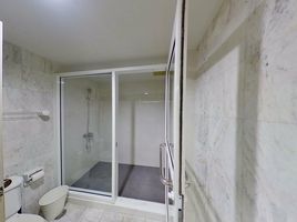 1 Bedroom Apartment for rent at Nusa State Tower Condominium, Si Lom