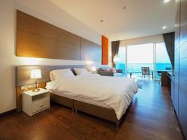 Studio Apartment for rent at Movenpick Residences, Na Chom Thian