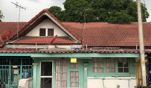 Na Mai, Pathum Thani Ubonchat Green Ville တွင် 2 အိပ်ခန်းများ တိုက်တန်း ရောင်းရန်အတွက်