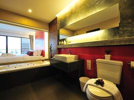 33 Bedroom Hotel for sale in OTOP Patong, Patong, Patong