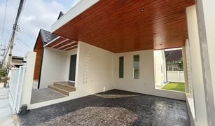 Дом, 3 спальни на продажу в Takhian Tia, Паттайя Phet Kanchana Village
