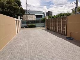 4 Bedroom House for sale at Thoonvarawat Townhome, Bang Duan