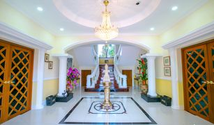 4 Schlafzimmern Villa zu verkaufen in Pong, Pattaya 