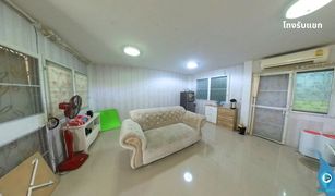 3 Bedrooms Townhouse for sale in Phraeksa, Samut Prakan Baan Denchai