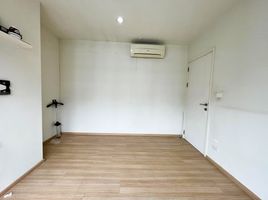 2 Bedroom Apartment for sale at The Base Chaengwattana, Khlong Kluea