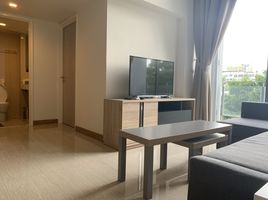 3 спален Кондо на продажу в Downtown 49, Khlong Tan Nuea