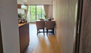 曼谷 Khlong Tan Nuea Runesu Thonglor 5 2 卧室 公寓 售 