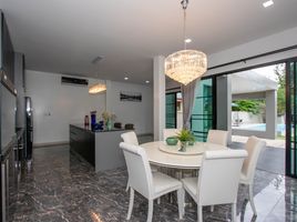 4 спален Дом for sale in Чианг Маи, San Phisuea, Mueang Chiang Mai, Чианг Маи