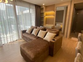 2 Schlafzimmer Wohnung zu vermieten im Klass Silom Condo, Si Lom