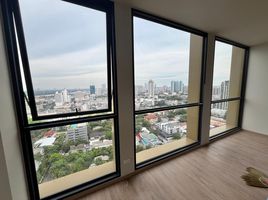 2 Bedroom Apartment for sale at The Issara Sathorn, Thung Mahamek