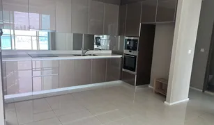 3 Bedrooms Condo for sale in Wat Phraya Krai, Bangkok Menam Residences