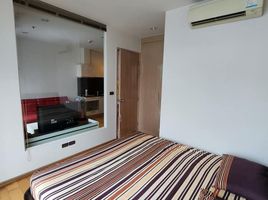 1 Bedroom Condo for rent at Fuse Sathorn-Taksin, Bang Lamphu Lang