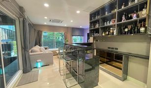 3 Bedrooms House for sale in Saphan Sung, Bangkok Life Bangkok Boulevard Wongwaen Rama 9