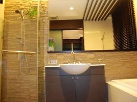 2 Schlafzimmer Wohnung zu verkaufen im Watermark Chaophraya, Bang Lamphu Lang