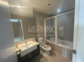 2 Bedroom Condo for rent at Noble Remix, Khlong Tan