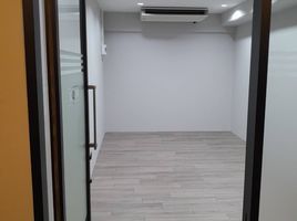 18 SqM Office for rent in Air Force Institute Of Aviation Medicine, Sanam Bin, Ban Mai