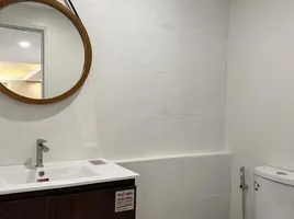 5 Schlafzimmer Haus zu verkaufen in Watthana, Bangkok, Phra Khanong Nuea