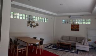 Studio Appartement a vendre à Karon, Phuket PRADA's House