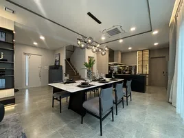4 Bedroom House for rent at MANTANA Bangna km 15, Bang Chalong, Bang Phli, Samut Prakan, Thailand