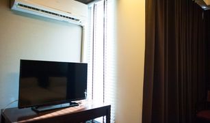 Studio Apartment for sale in Si Lom, Bangkok Baan Silom Soi 3