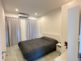 3 Schlafzimmer Reihenhaus zu vermieten im East Bangtao Ville, Thep Krasattri