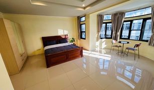 Khlong Toei Nuea, ဘန်ကောက် Moo Baan Chicha Castle တွင် 3 အိပ်ခန်းများ တိုက်တန်း ရောင်းရန်အတွက်