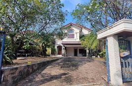 Buy 3 bedroom House at Ladawan Srinakarin in Samut Prakan, Thailand