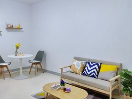 1 Schlafzimmer Wohnung zu verkaufen im Baan Ua-Athorn Setthakit 3 , Na Di