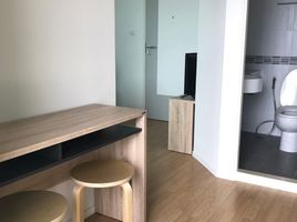 1 Bedroom Condo for rent at Lumpini Place Srinakarin, Suan Luang