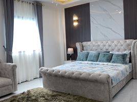 3 Schlafzimmer Villa zu verkaufen in Pattaya, Chon Buri, Na Kluea