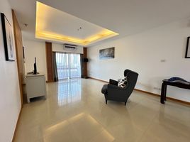 3 спален Квартира в аренду в Esmeralda Apartments, Thung Mahamek