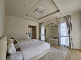 4 Bedroom Villa for sale at Patta Arcade , Nong Pla Lai