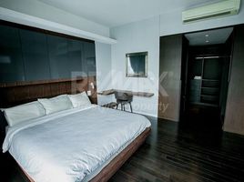 2 Schlafzimmer Appartement zu vermieten im Hansar Rajdamri, Lumphini