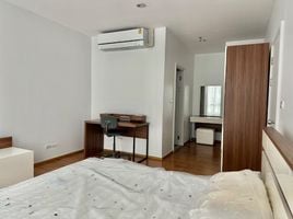 1 Bedroom Condo for rent at The Vertical Aree, Sam Sen Nai