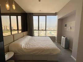 Studio Condo for rent at The Room Sathorn-St.Louis, Yan Nawa