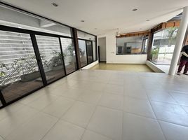 4 Bedroom Villa for rent in DONKI Mall Thonglor, Khlong Tan Nuea, Khlong Tan Nuea