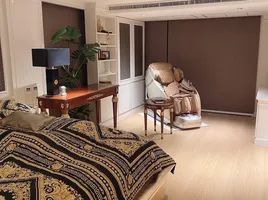 3 Schlafzimmer Wohnung zu verkaufen im Na Vara Residence, Lumphini