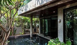 4 Schlafzimmern Haus zu verkaufen in Khlong Tan Nuea, Bangkok 