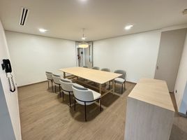 4 Schlafzimmer Wohnung zu vermieten im Tipamas Suites, Thung Mahamek