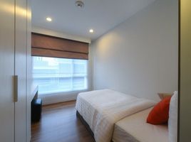 2 Schlafzimmer Appartement zu vermieten im Tanida Residence, Si Lom