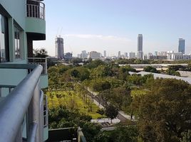 2 Schlafzimmer Appartement zu vermieten im Lake Green Condominium, Khlong Toei