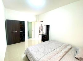 2 Schlafzimmer Reihenhaus zu verkaufen in Pattaya, Chon Buri, Bang Lamung